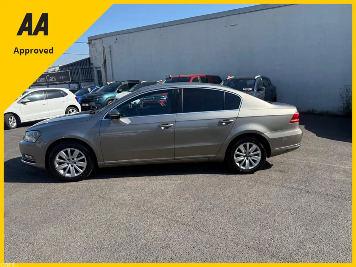 Volkswagen Passat Saloon, Diesel, 2013, Brown