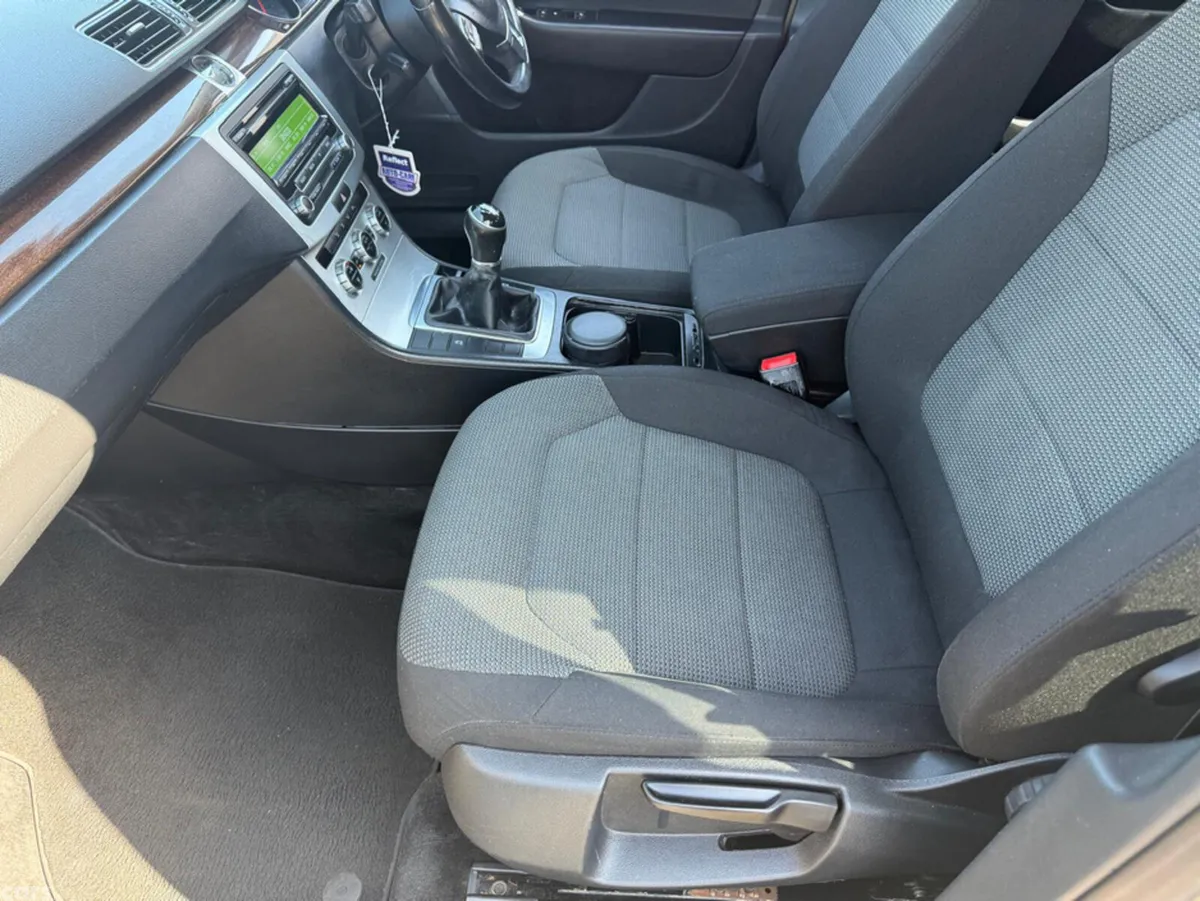 Volkswagen Passat Saloon, Diesel, 2013, Brown