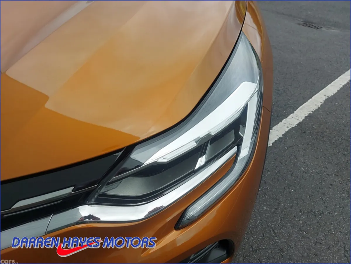 Renault Captur Hatchback, Petrol, 2021, Orange
