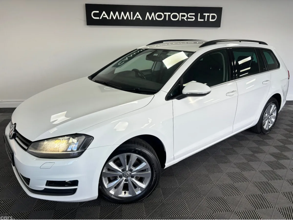 Volkswagen Golf Estate, Petrol, 2014, White