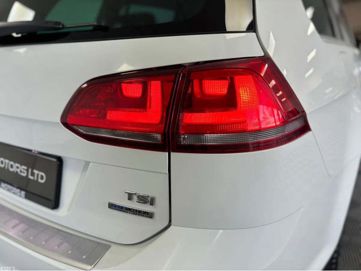 Volkswagen Golf Estate, Petrol, 2014, White