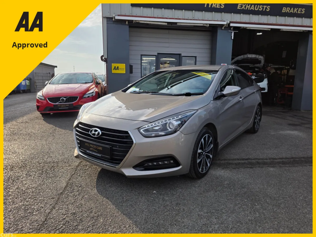 Hyundai i40 Saloon, Diesel, 2016, Beige