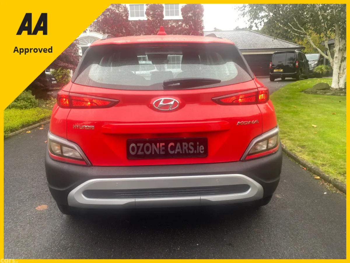 Hyundai KONA Hatchback, Petrol Hybrid, 2022, Red