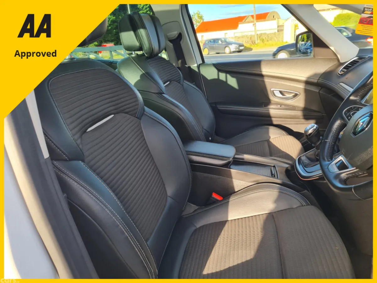 Renault Grand Scenic Hatchback, Diesel, 2017, White