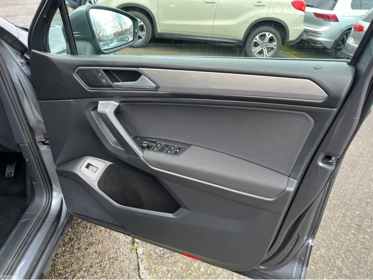 Volkswagen Tiguan Allspace SUV, Diesel, 2021, Grey