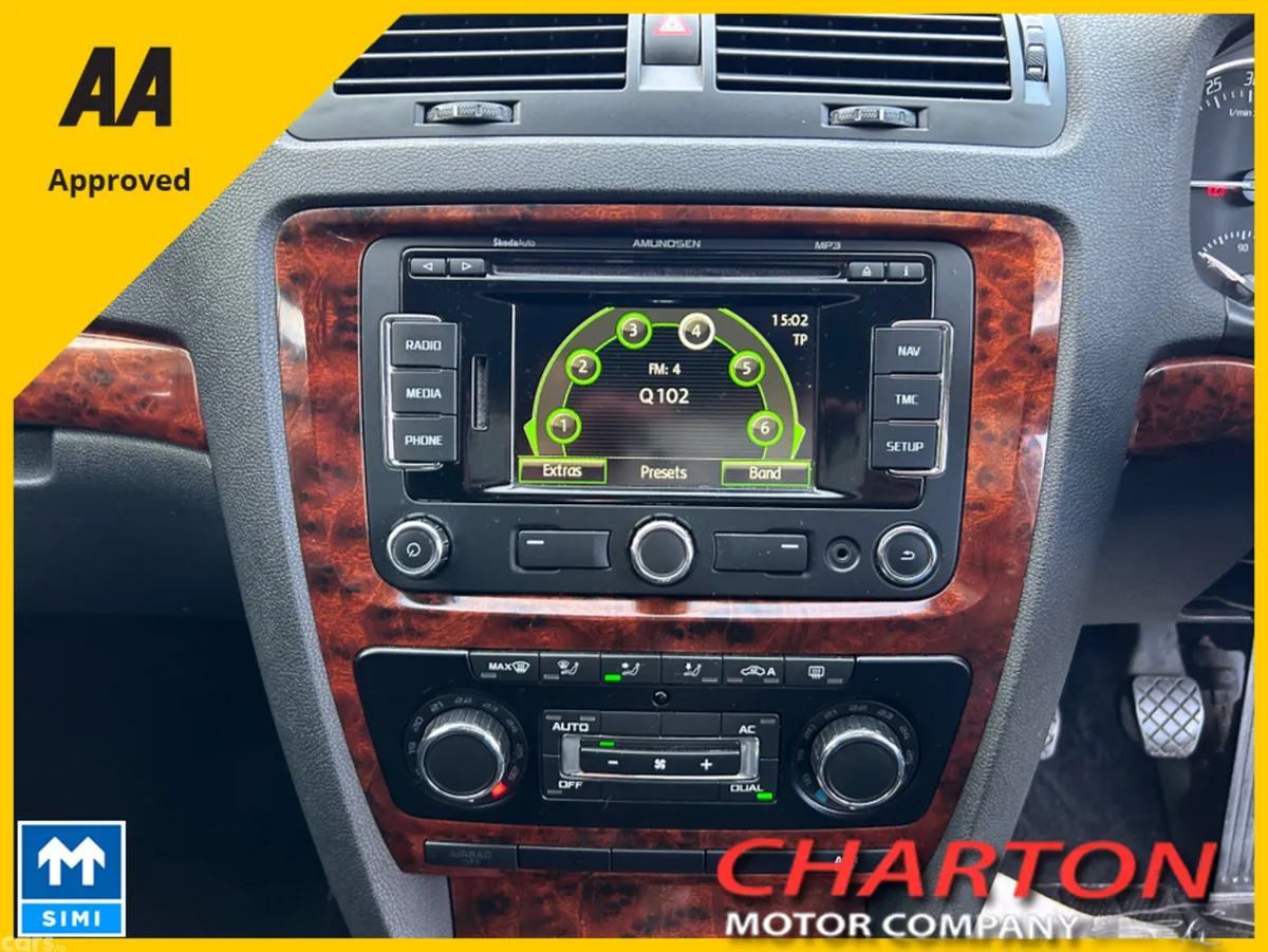 Skoda Octavia Hatchback, Diesel, 2012, Green