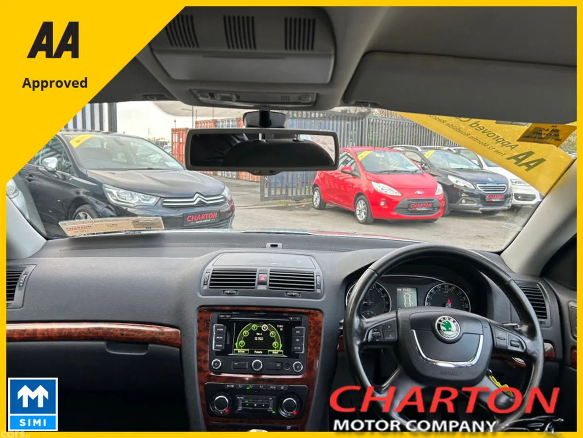 Skoda Octavia Hatchback, Diesel, 2012, Green