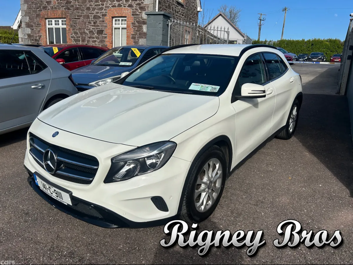 Mercedes-Benz GLA Saloon, Diesel, 2014, White