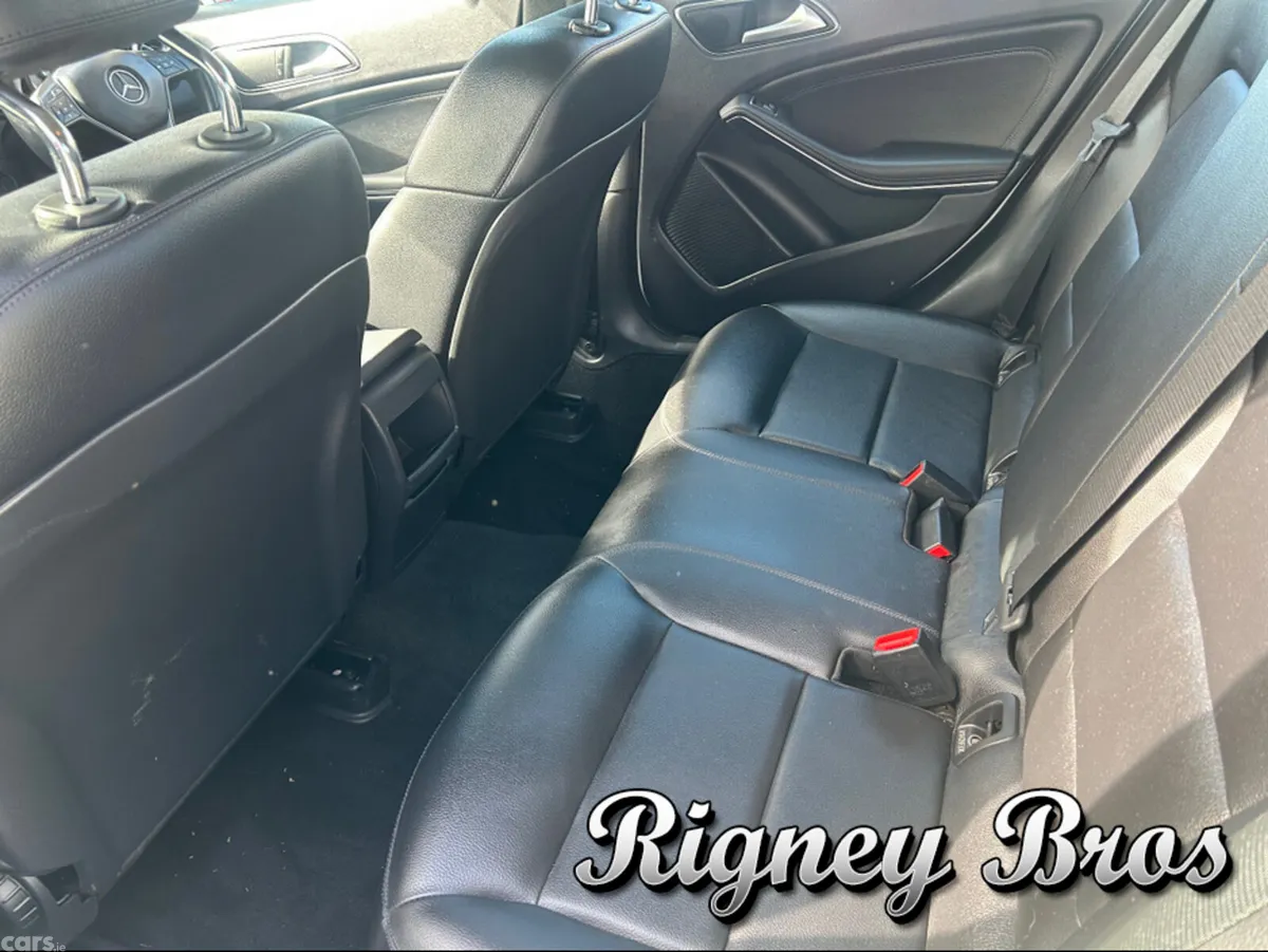 Mercedes-Benz GLA Saloon, Diesel, 2014, White
