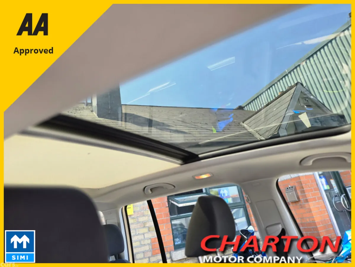Volkswagen Touran MPV, Diesel, 2015, Brown