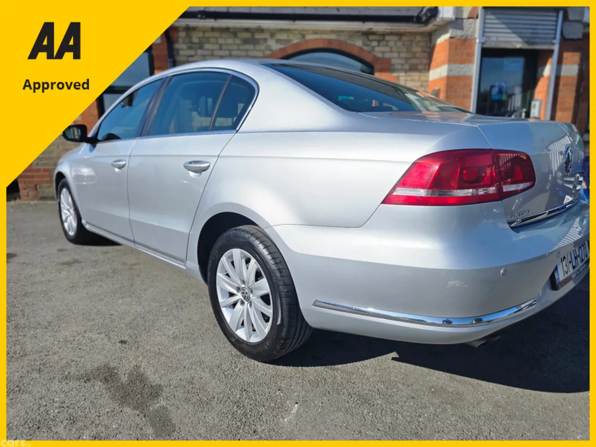 Volkswagen Passat Saloon, Diesel, 2013, Silver