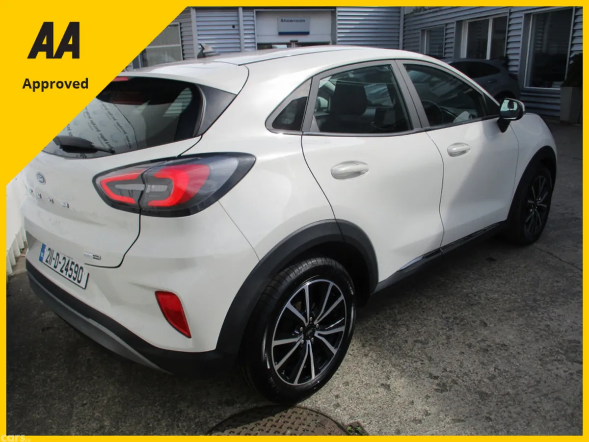Ford Puma MPV, Petrol Hybrid, 2021, White