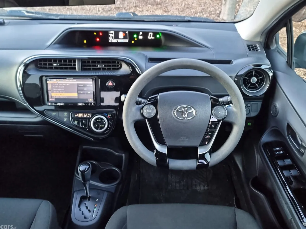 Toyota Aqua Hatchback, Petrol Hybrid, 2019, Blue