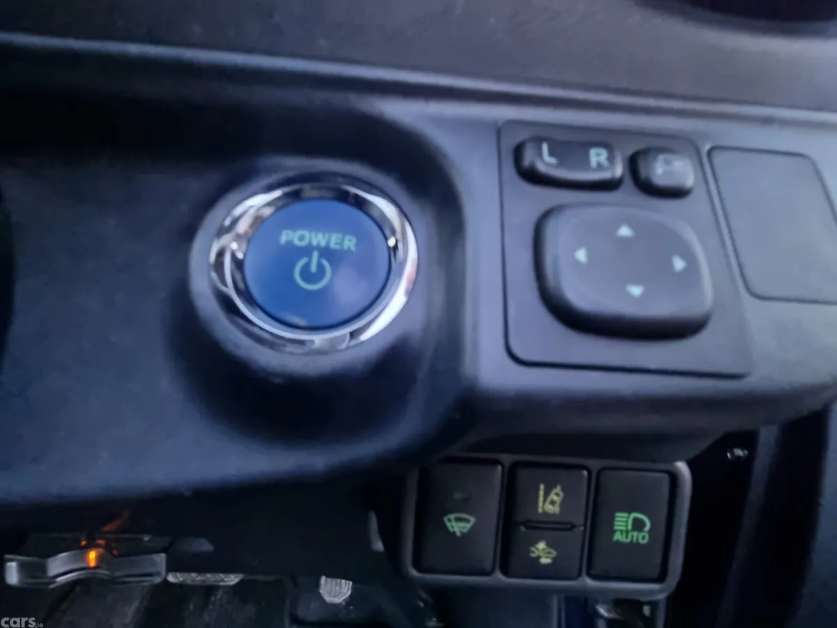 Toyota Aqua Hatchback, Petrol Hybrid, 2019, Blue