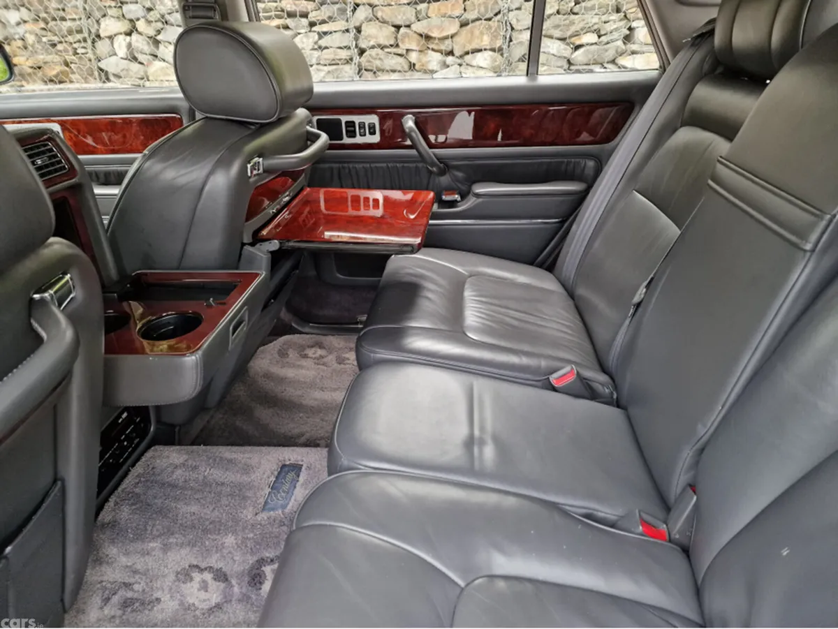 Toyota Century Saloon, Petrol, 2000, Blue