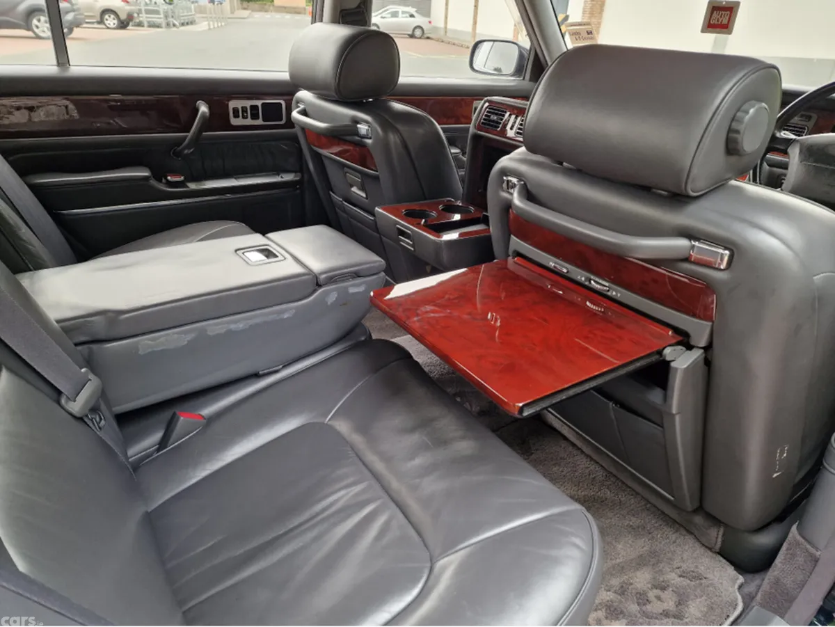 Toyota Century Saloon, Petrol, 2000, Blue