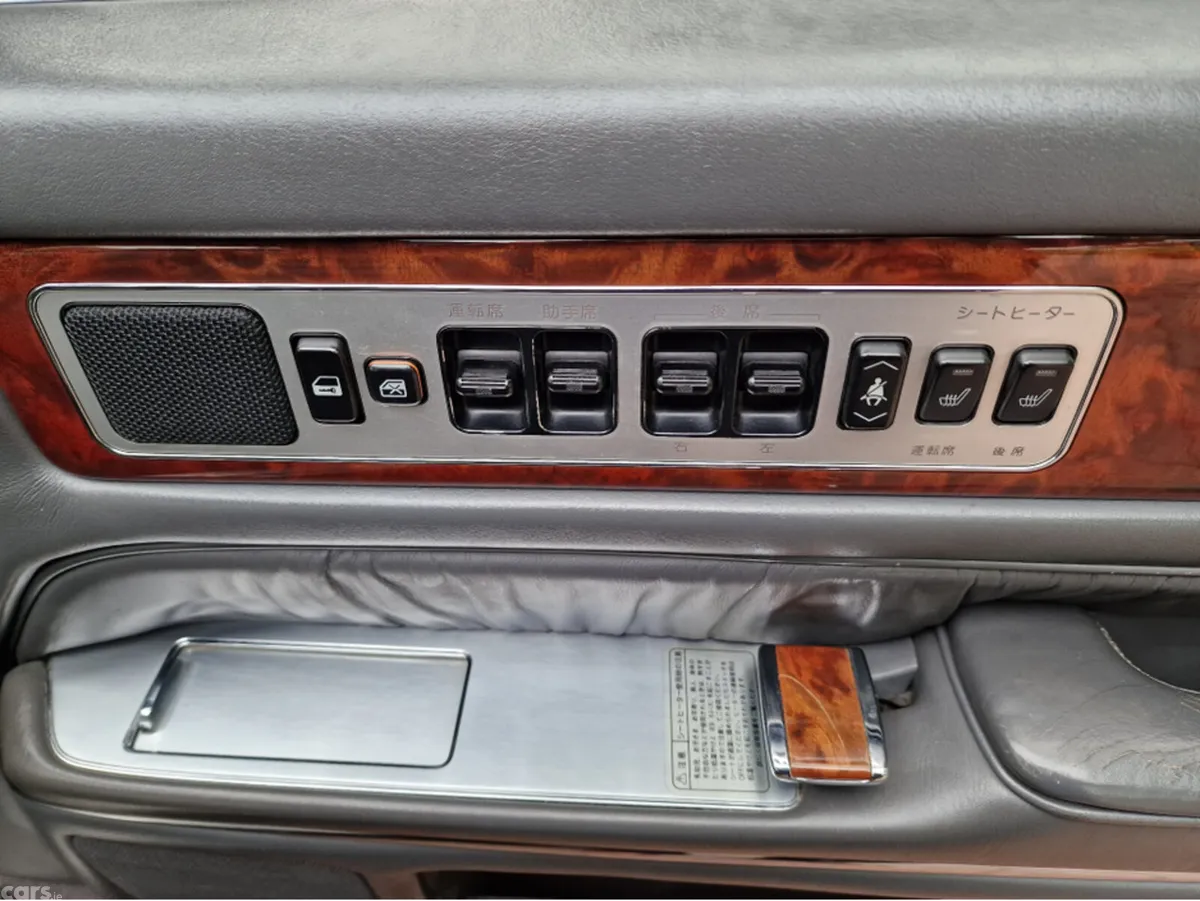 Toyota Century Saloon, Petrol, 2000, Blue