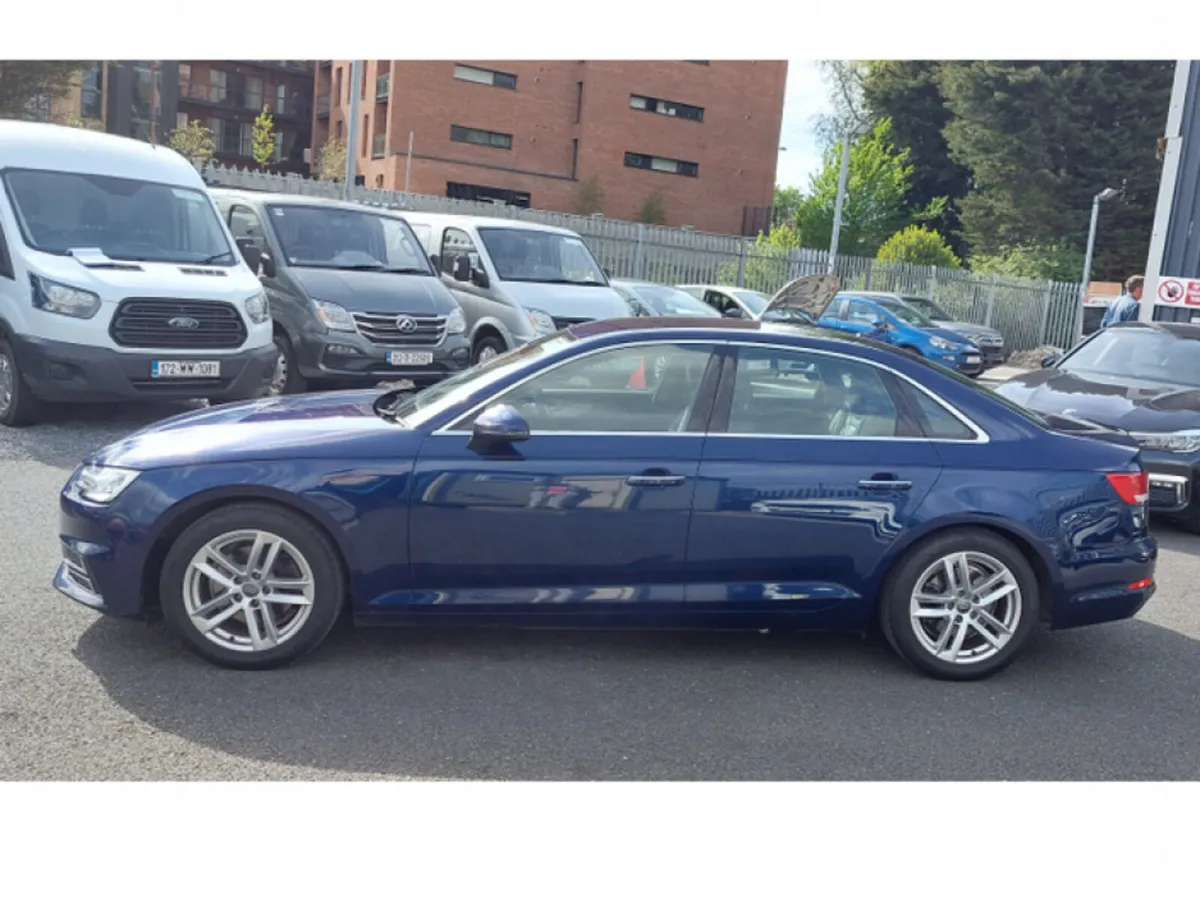 Audi A4 Saloon, Diesel, 2019, Blue