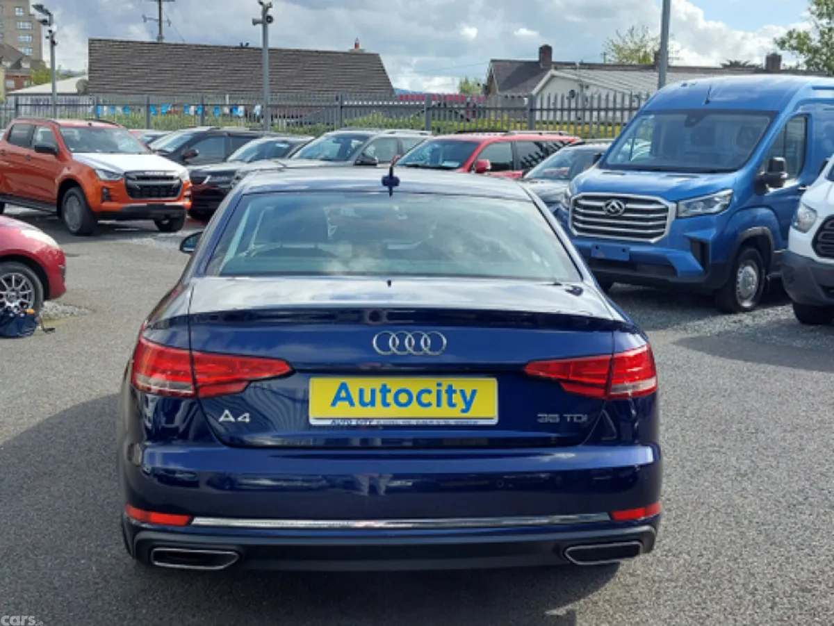 Audi A4 Saloon, Diesel, 2019, Blue