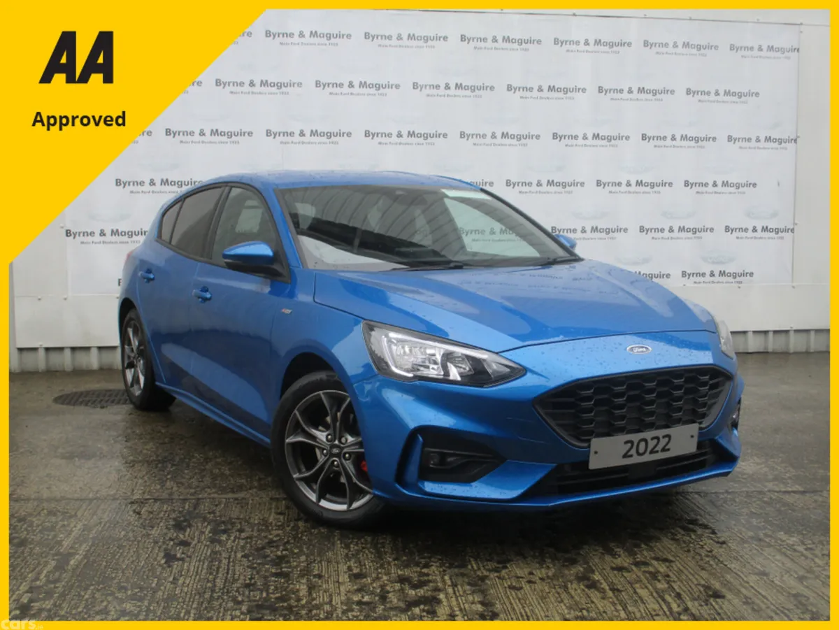 Ford Focus Hatchback, Petrol, 2022, Blue