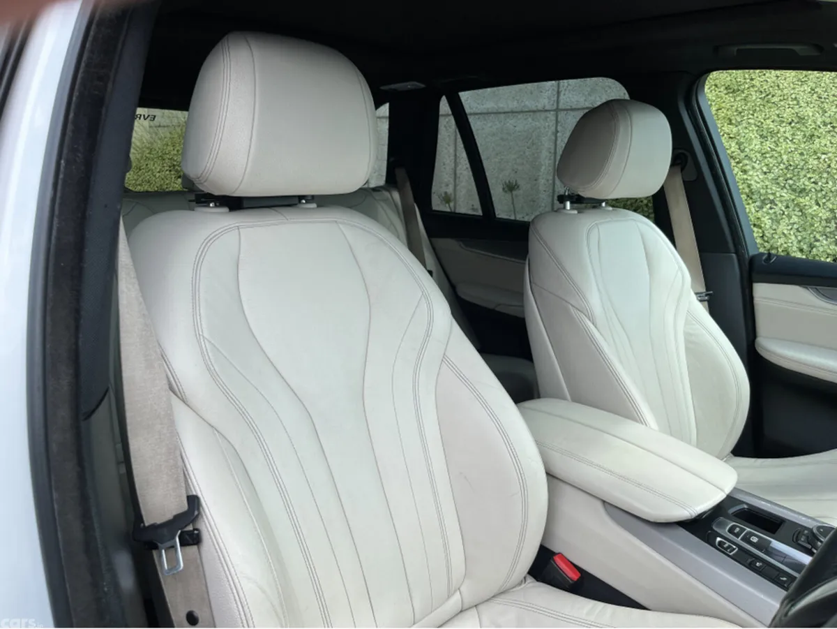 BMW X5 SUV, Petrol Plug-in Hybrid, 2016, White