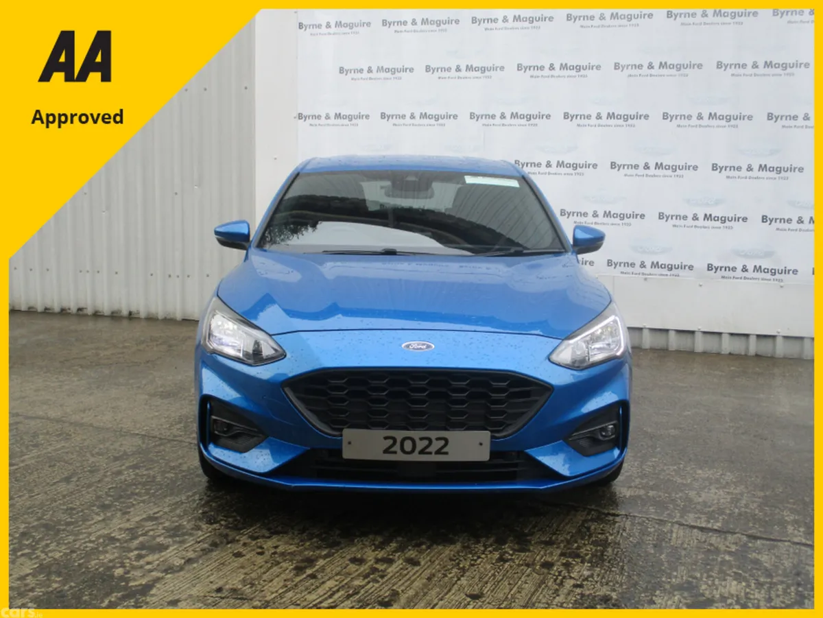 Ford Focus Hatchback, Petrol, 2022, Blue