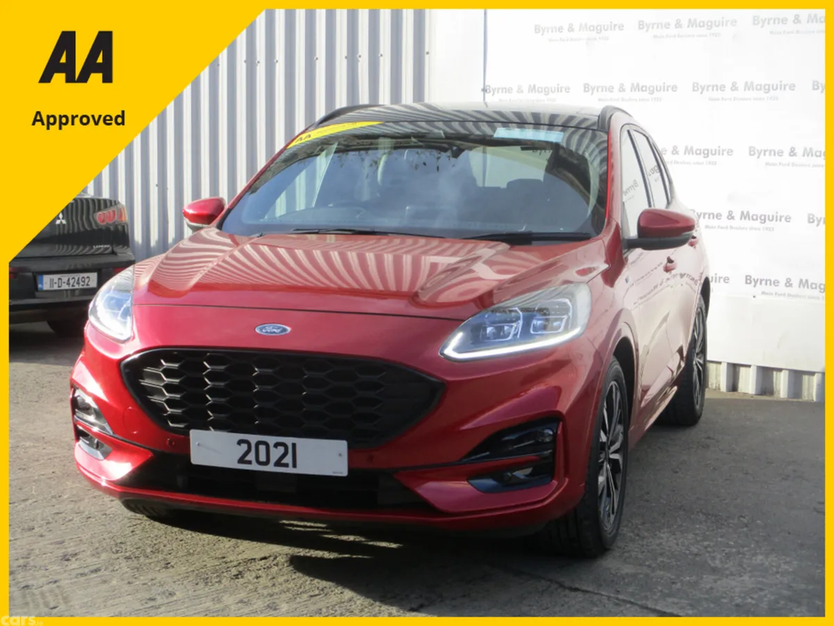 Ford Kuga Hatchback, Diesel, 2021, Red