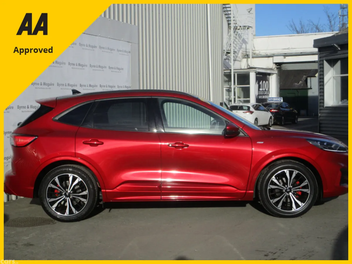 Ford Kuga Hatchback, Diesel, 2021, Red
