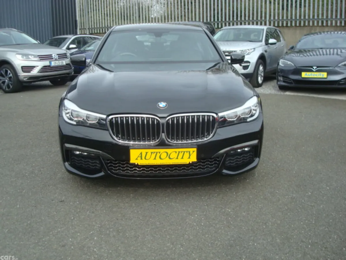 BMW 7-Series Saloon, Petrol Plug-in Hybrid, 2019, Black