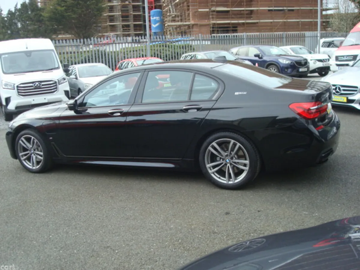BMW 7-Series Saloon, Petrol Plug-in Hybrid, 2019, Black
