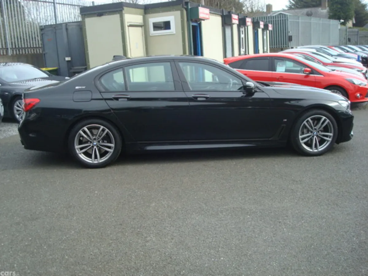 BMW 7-Series Saloon, Petrol Plug-in Hybrid, 2019, Black