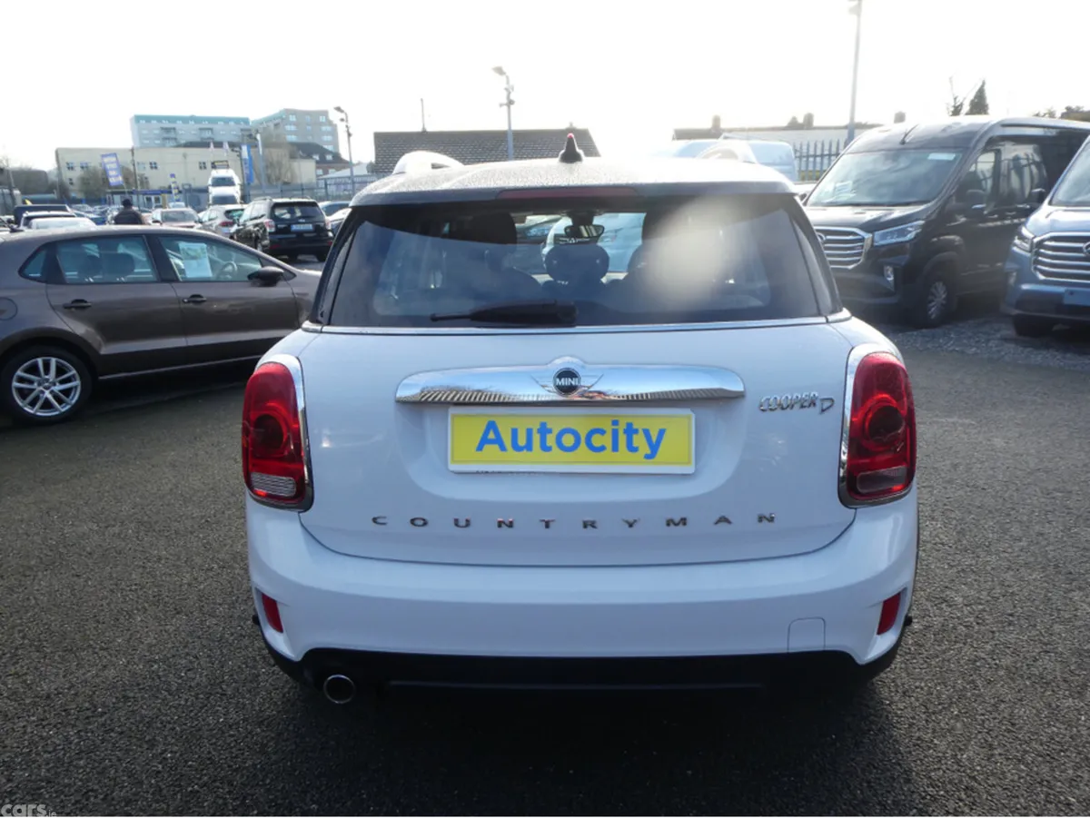 Mini Countryman Hatchback, Diesel, 2017, White