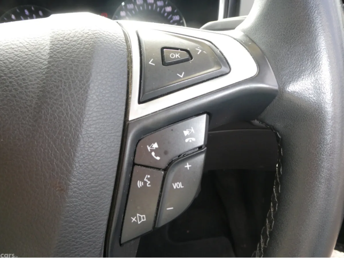 Ford Mondeo Hatchback, Diesel, 2019, Black