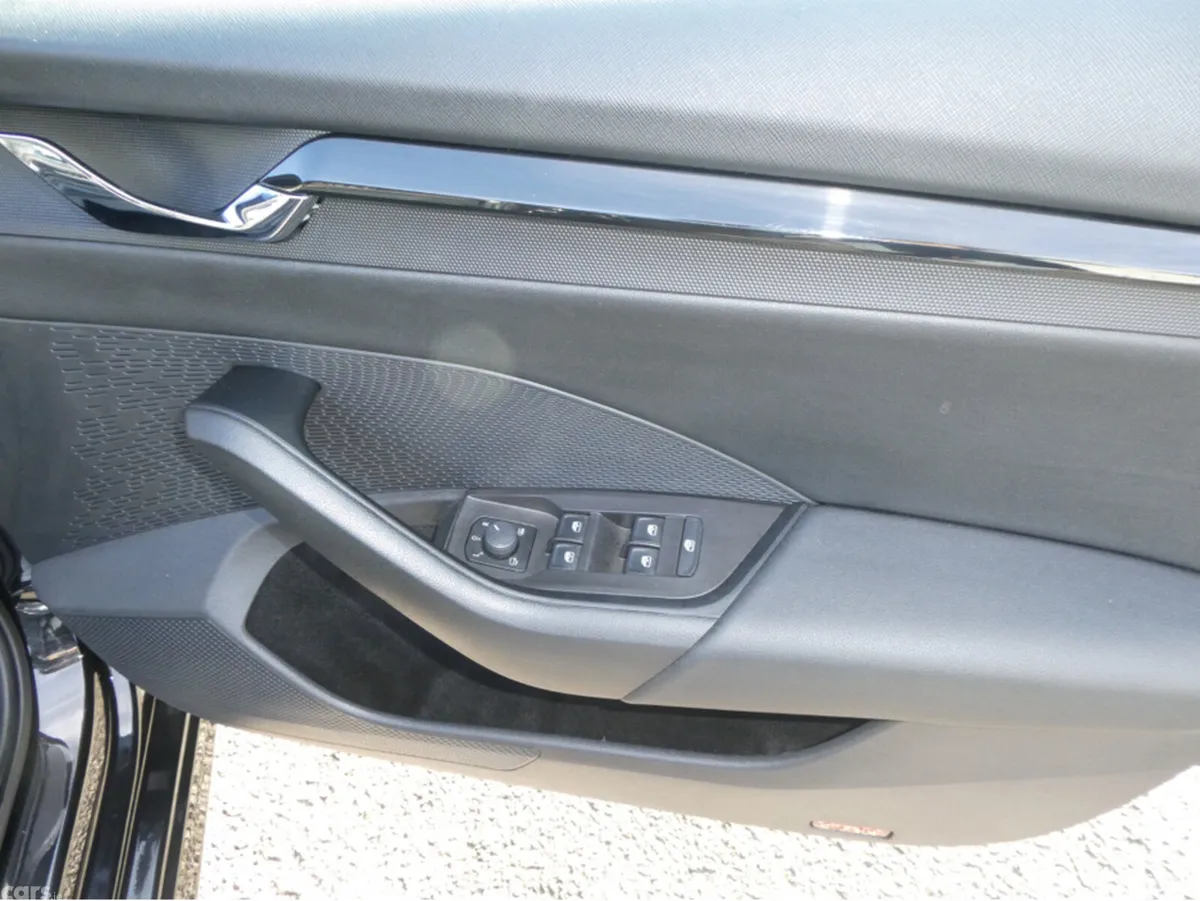 Skoda Octavia Estate, Diesel, 2022, Black