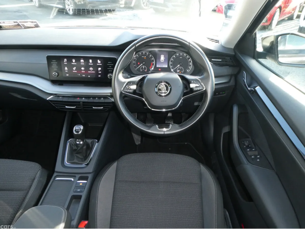 Skoda Octavia Estate, Diesel, 2022, Black