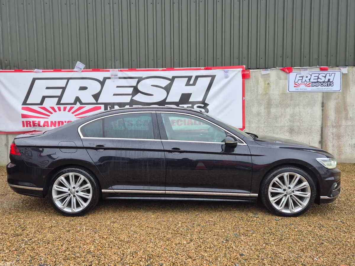 Volkswagen Passat Saloon, Petrol, 2016, Black