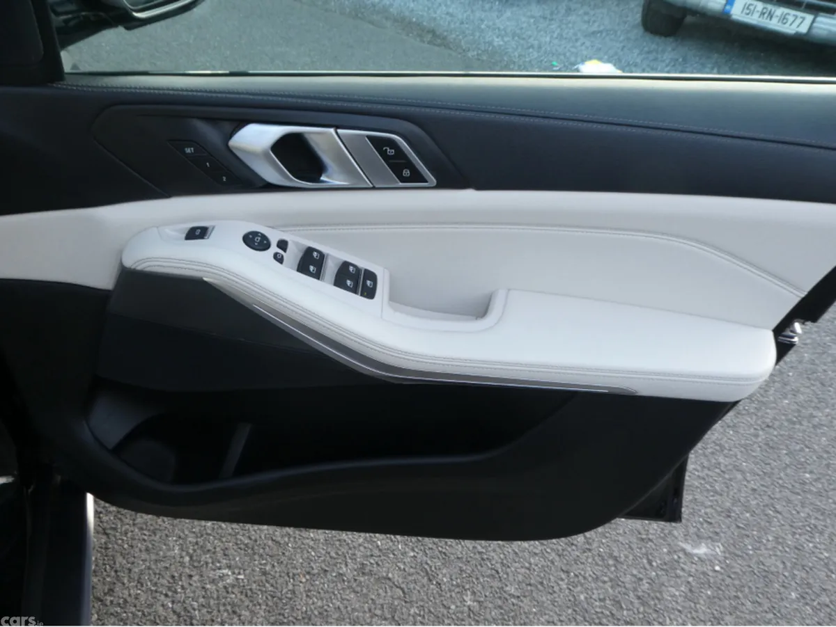 BMW X5 Estate, Diesel, 2019, Black