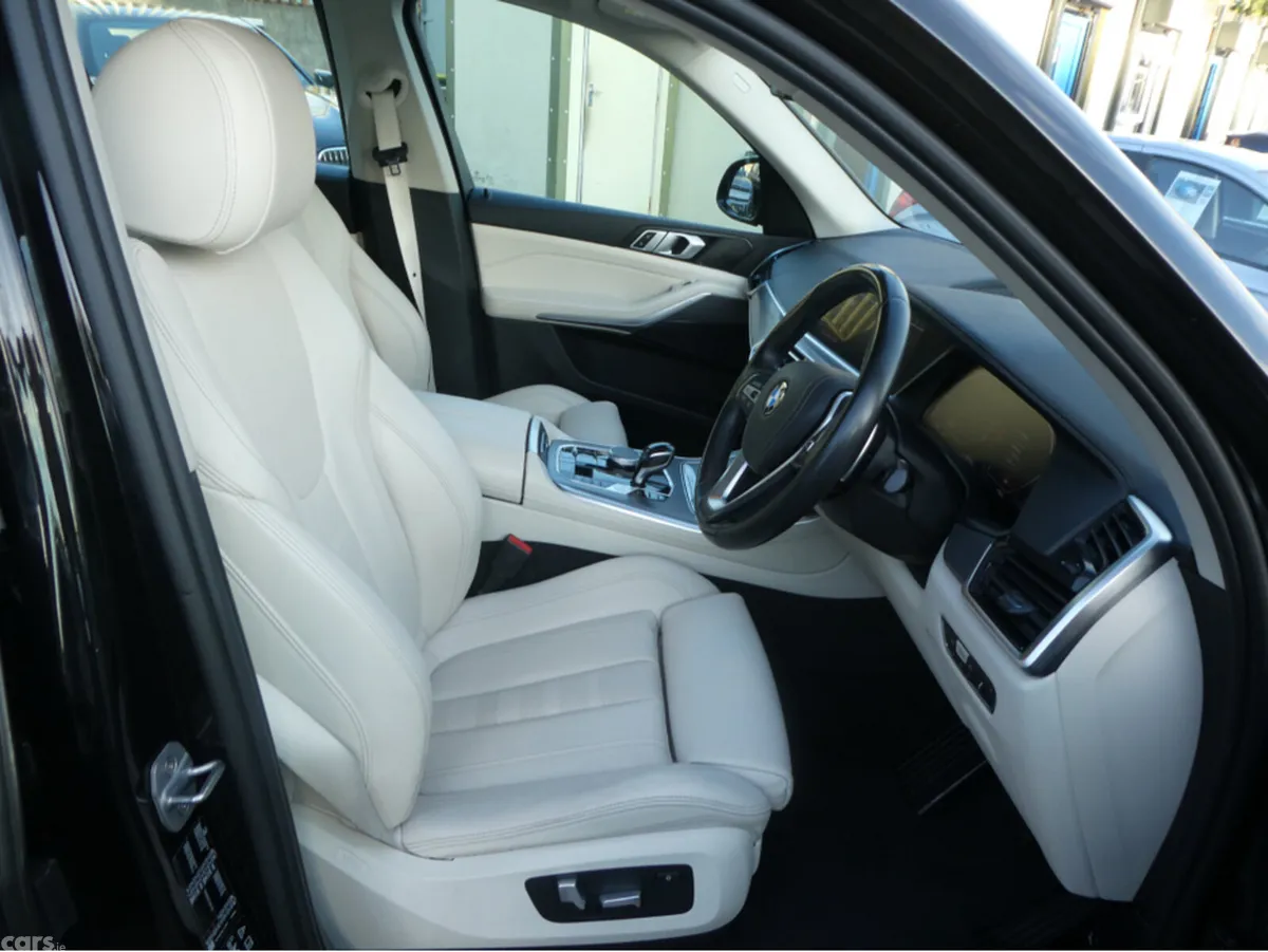 BMW X5 Estate, Diesel, 2019, Black