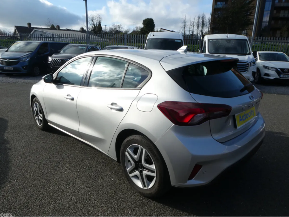 Ford Focus Hatchback, Diesel, 2022, Silver