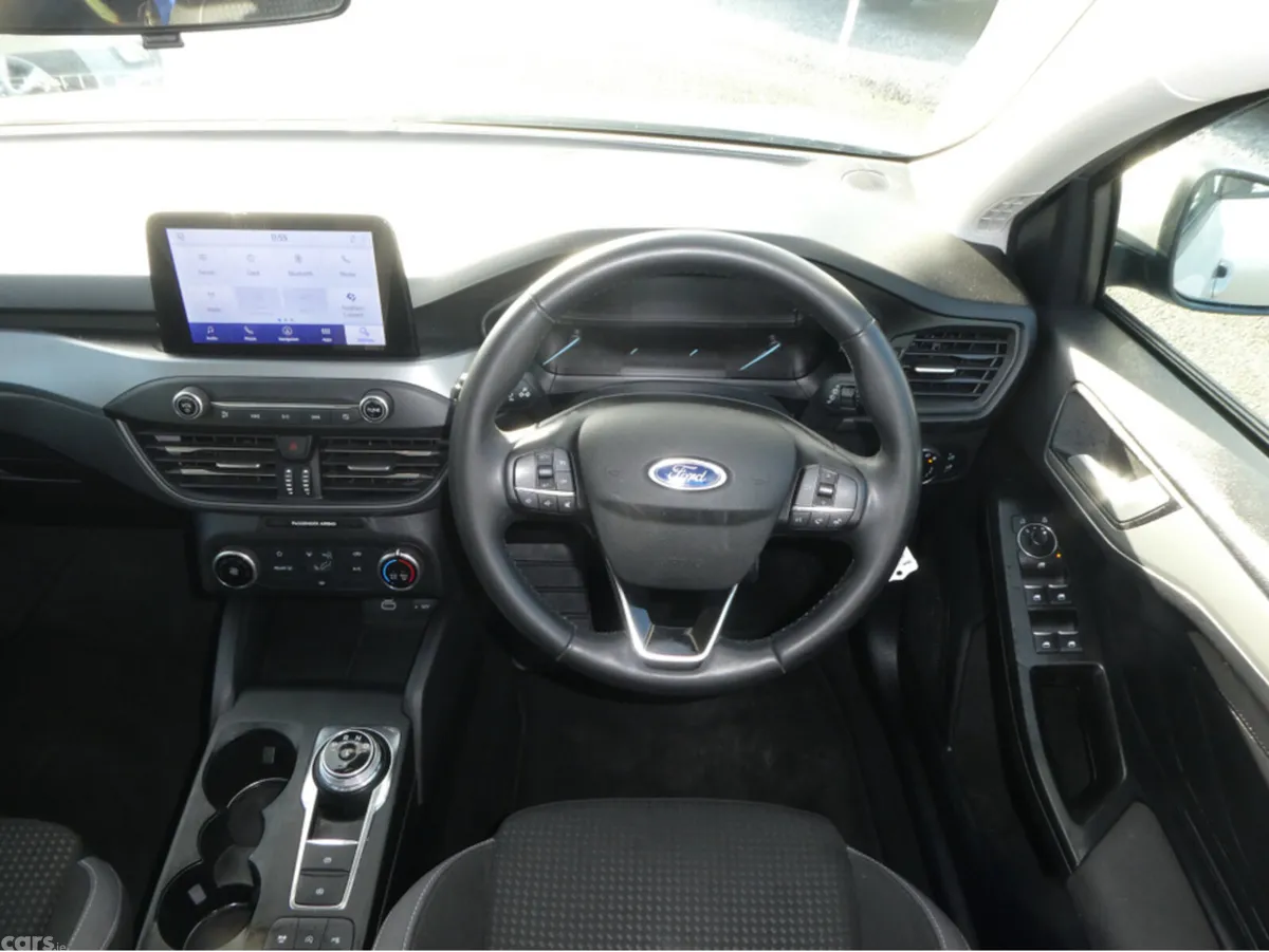 Ford Focus Hatchback, Diesel, 2022, Silver