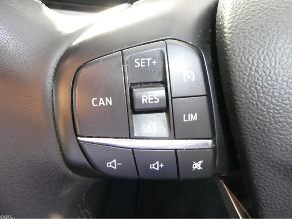 Ford Focus Hatchback, Diesel, 2022, Silver