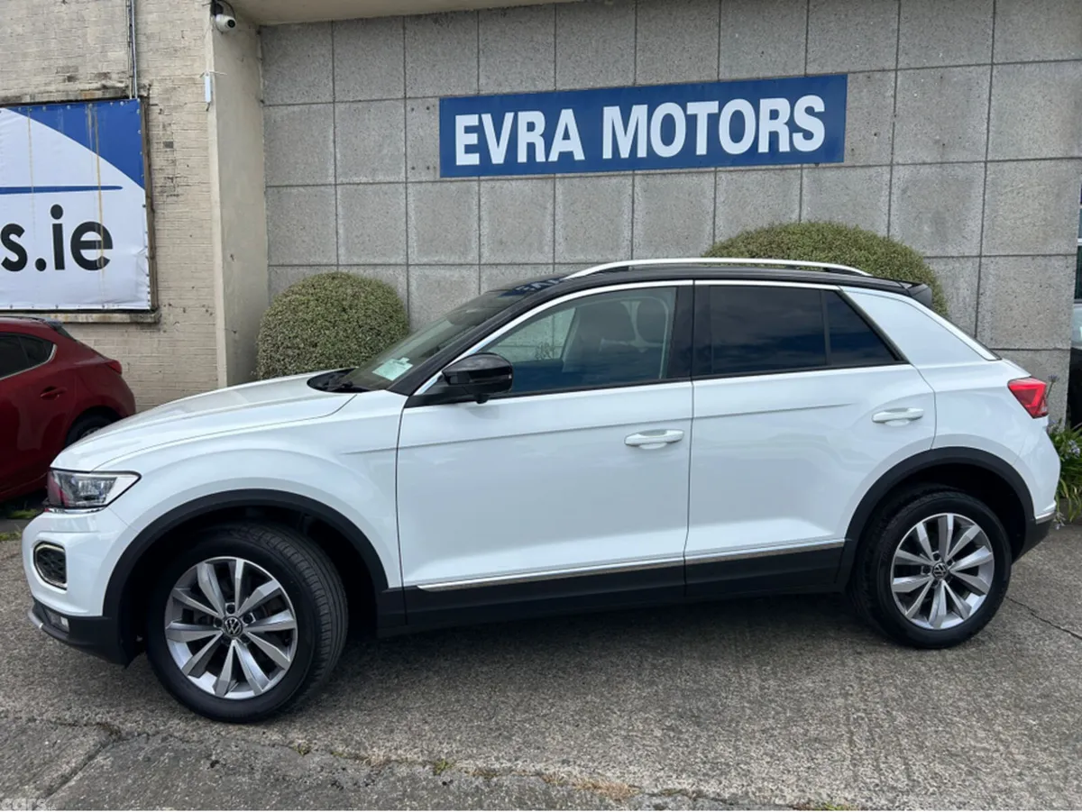 Volkswagen T-Roc SUV, Diesel, 2021, White