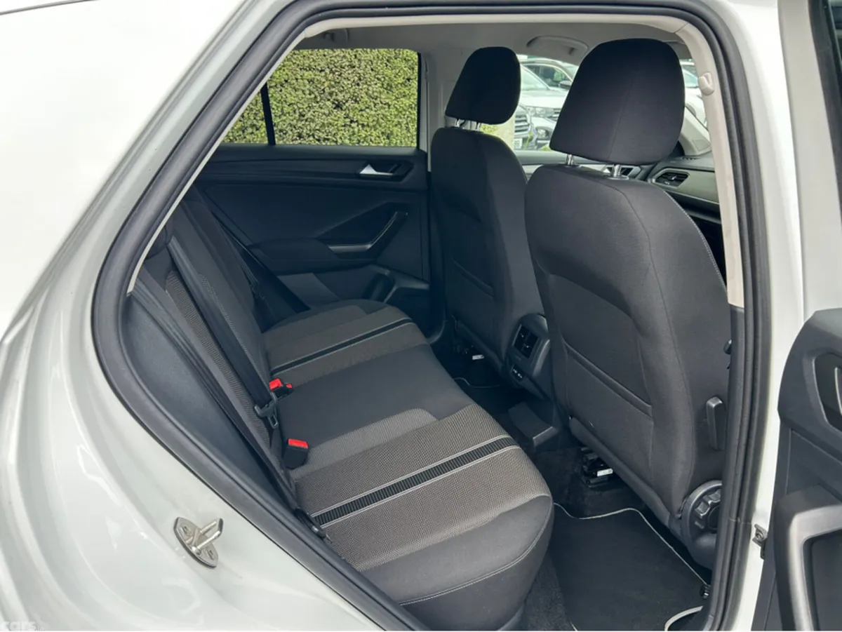 Volkswagen T-Roc SUV, Diesel, 2021, White