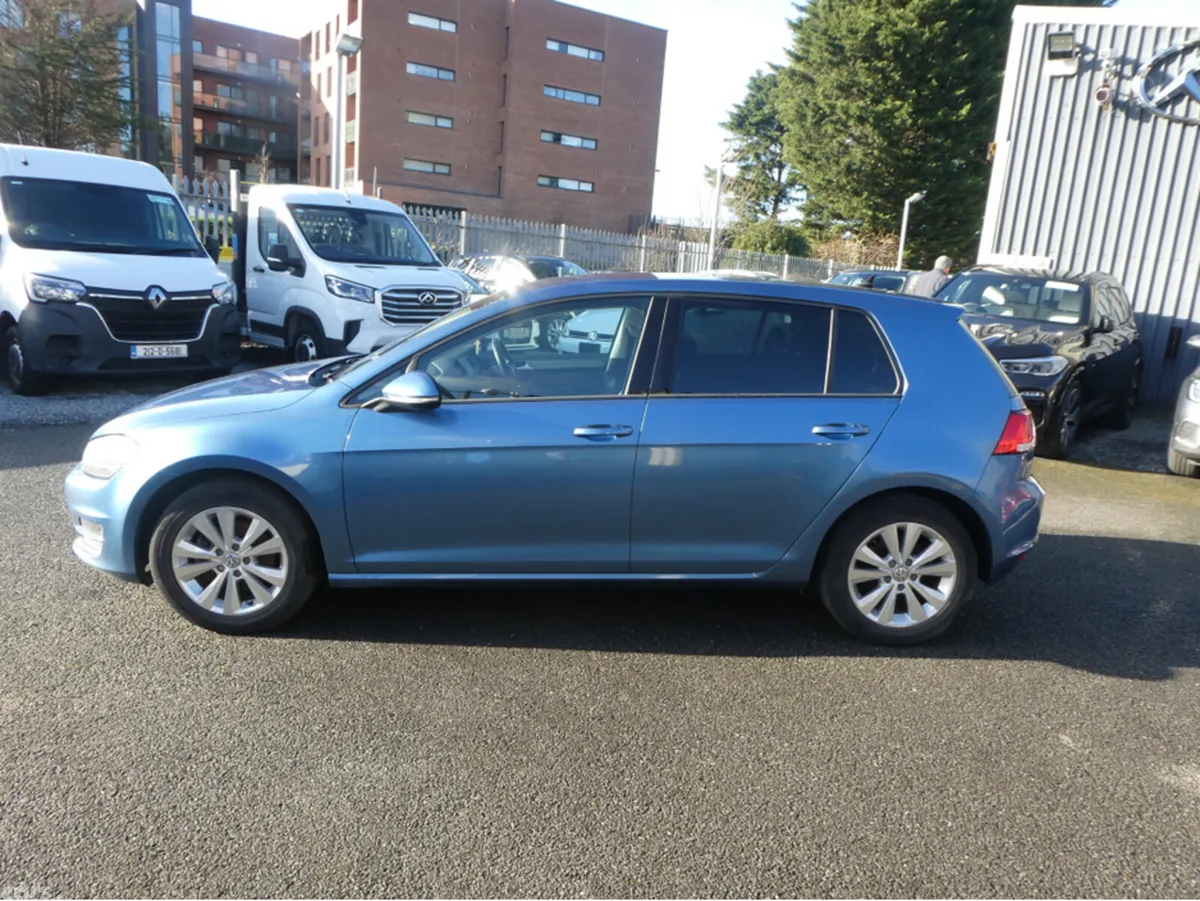 Volkswagen Golf Hatchback, Petrol, 2015, Blue