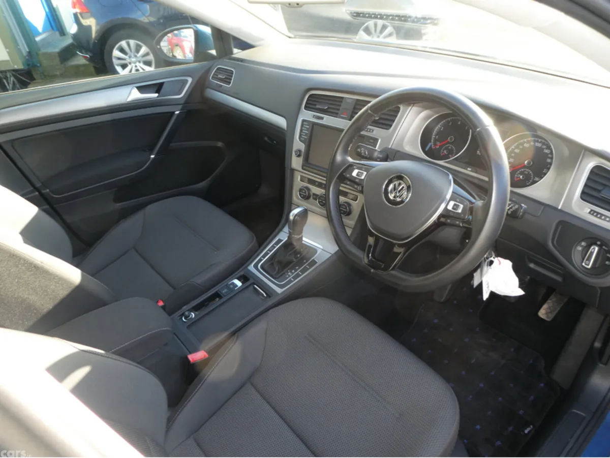 Volkswagen Golf Hatchback, Petrol, 2015, Blue