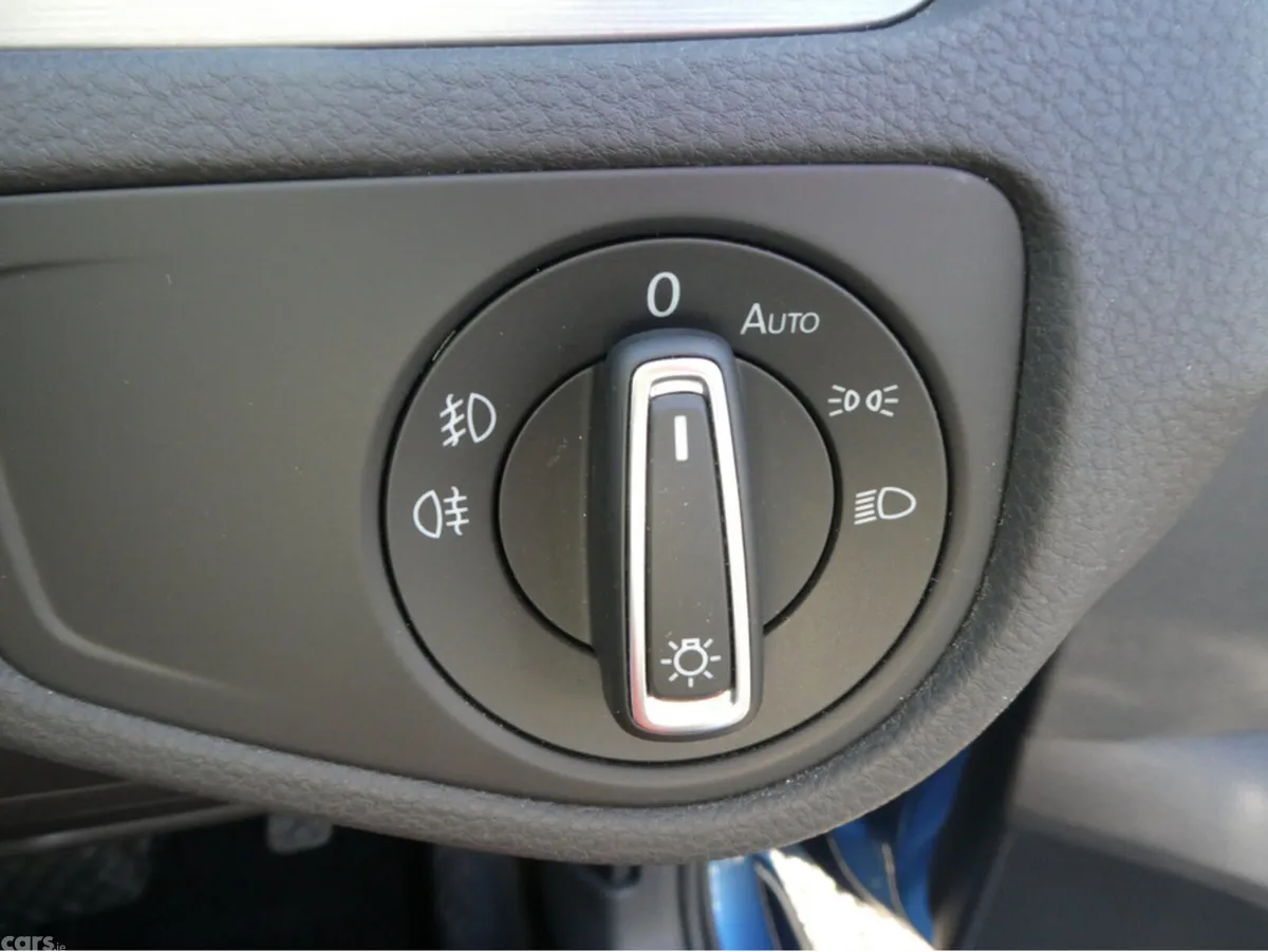 Volkswagen Golf Hatchback, Petrol, 2015, Blue