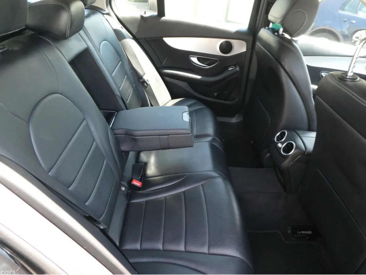Mercedes-Benz C-Class Estate, Petrol Plug-in Hybrid, 2016, Black