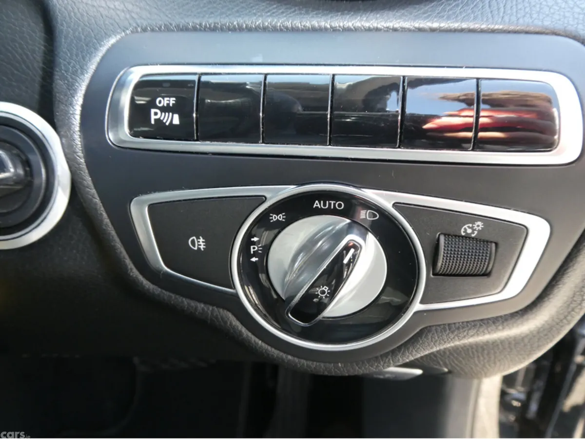 Mercedes-Benz C-Class Estate, Petrol Plug-in Hybrid, 2016, Black