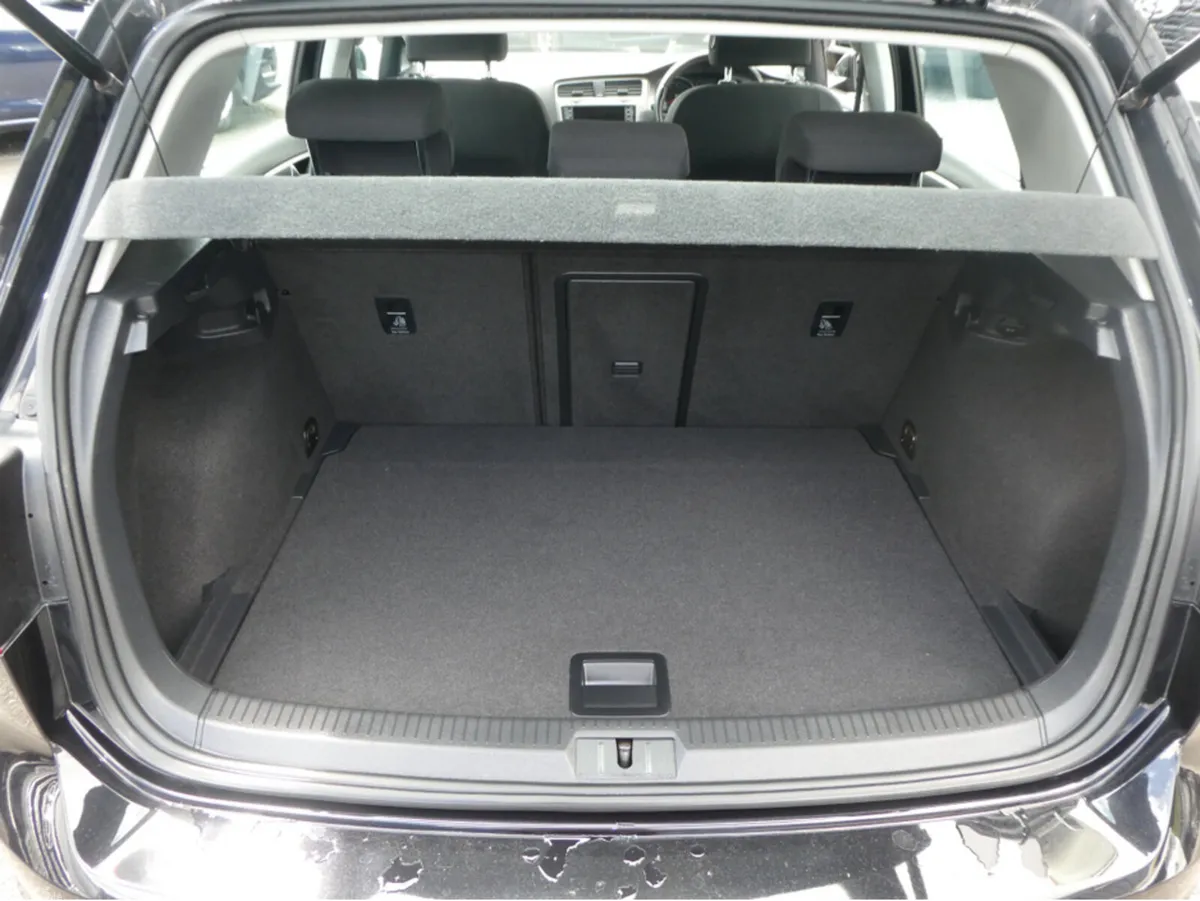 Volkswagen Golf Hatchback, Petrol, 2015, Black