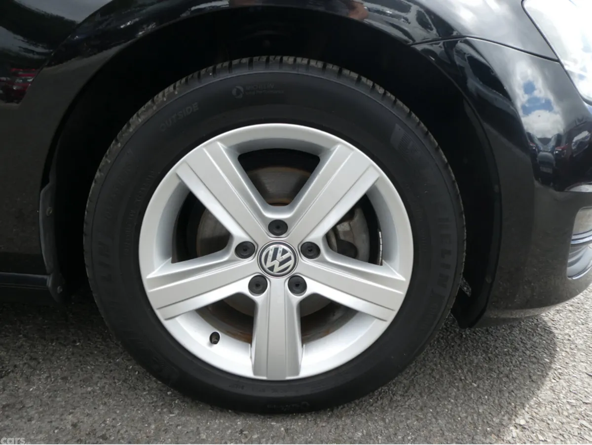 Volkswagen Golf Hatchback, Petrol, 2015, Black